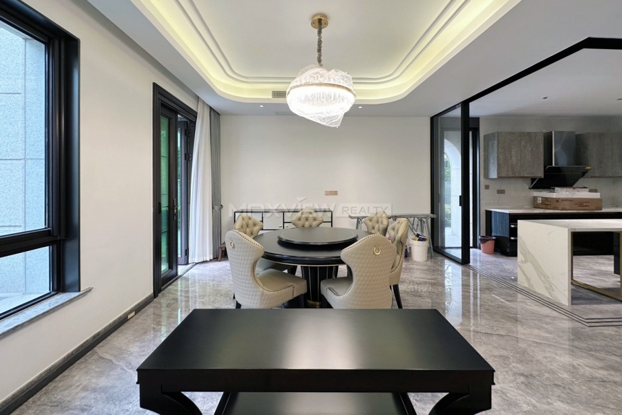 Furnished 4-Bedroom Villa at Glorious Classic&nbsp;4bedroom&nbsp;258sqm&nbsp;&yen;35,000&nbsp;PRM21099