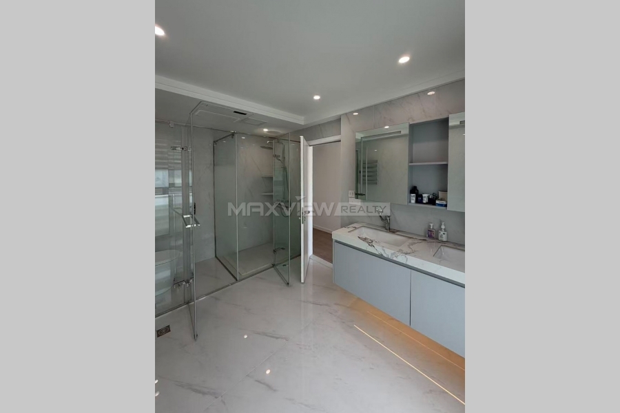 Quiet 3-Bedroom Apartment at The Summit&nbsp;3bedroom&nbsp;197sqm&nbsp;&yen;43800&nbsp;