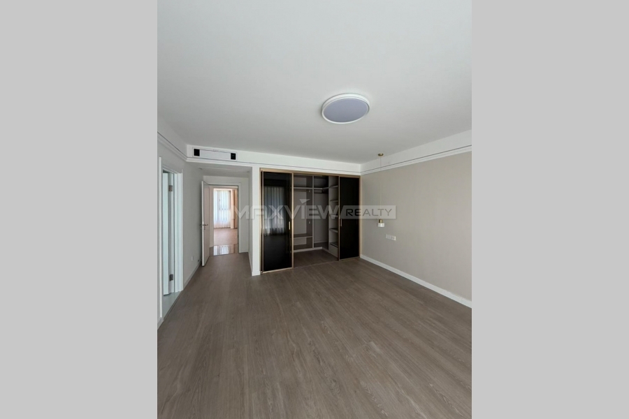 Quiet 3-Bedroom Apartment at The Summit&nbsp;3bedroom&nbsp;197sqm&nbsp;&yen;43800&nbsp;