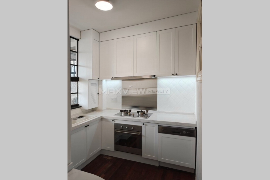 Historic 3-Bedroom Old Apartment on Middle Huaihai Road&nbsp;3bedroom&nbsp;180sqm&nbsp;&yen;38,000&nbsp;PRM21108