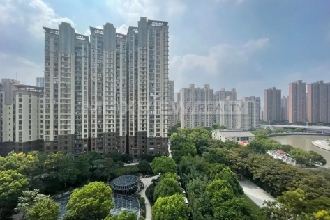 Hongqiao Riverside Garden 虹桥河滨花园