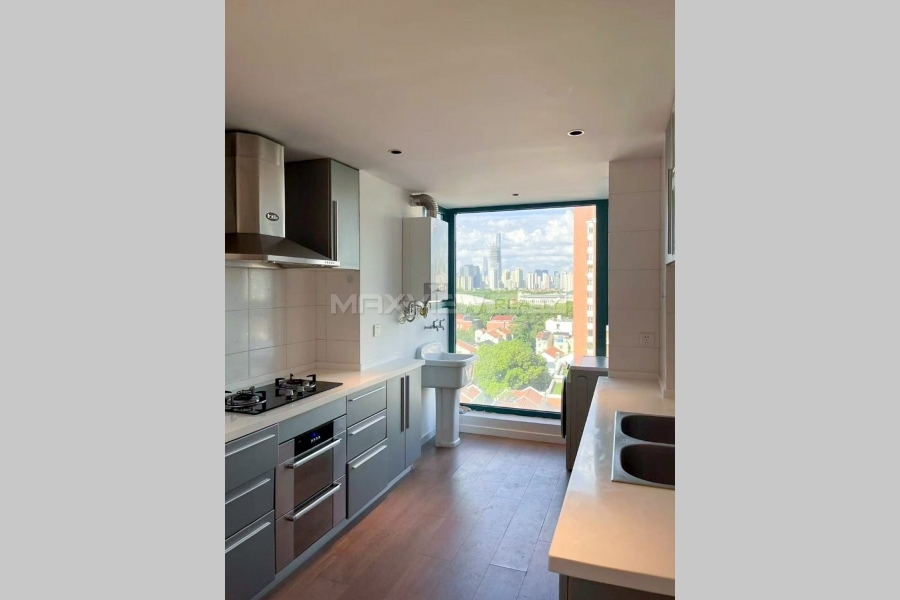 Jiajia Mansion&nbsp;3bedroom&nbsp;146sqm&nbsp;&yen;30,000&nbsp;PRM21129